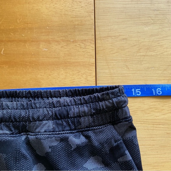 Lululemon Pace Breaker Short 9" Lined - Picture 6 of 8